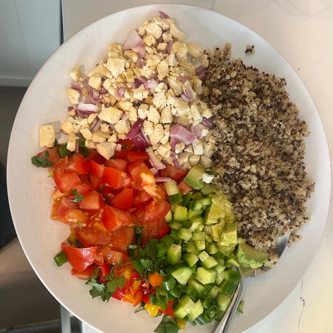 Quinoa with tofu and veggies 